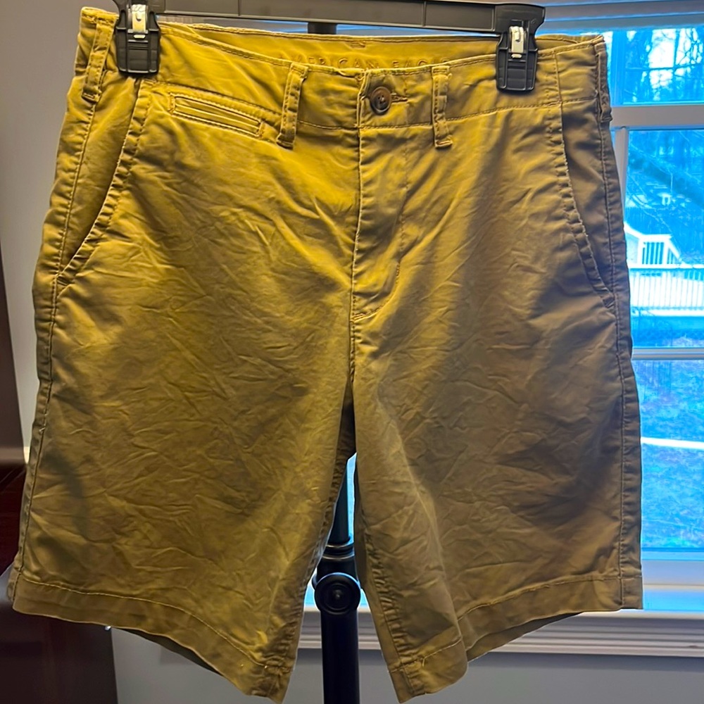 American Eagle Men’s shorts